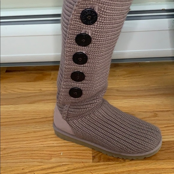 UGG boots - Picture 2 of 6